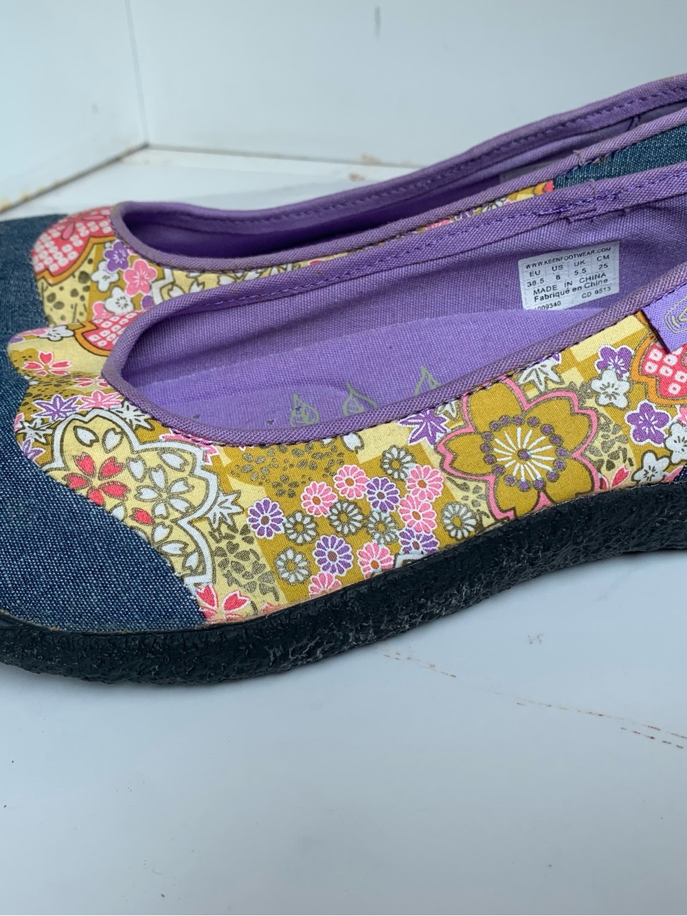 Keene Harvest Women’s Floral Denim Slip-On Flats - Picture 2 of 8